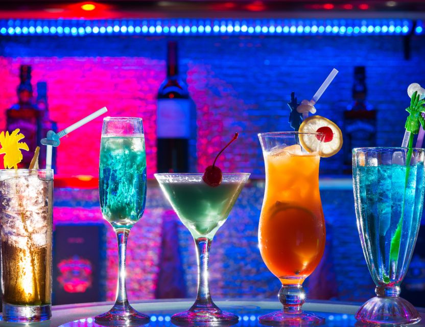 Miami: Ghosts, Boos and Booze Haunted Pub Crawl - The Pace: Perfectly Walkable, Not Perfectly Easy