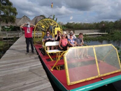 Miami: Half-Day Everglades Tour in French - Pickup and the scenic drive: get your bearings fast