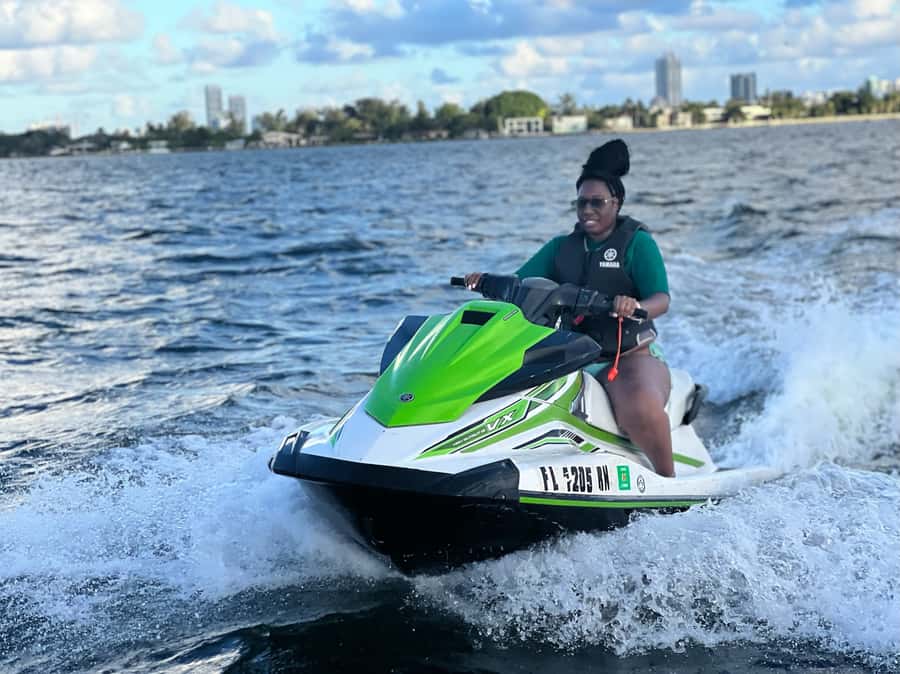 Miami: Jet Ski Adventure with Boat Ride from Downtown - The 90-Minute Structure: What Happens When You Arrive