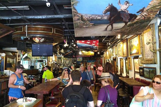Miami Little Havana Nightlife Music Dinner and Drinks - Food, drinks, and cigars: how the included items affect value