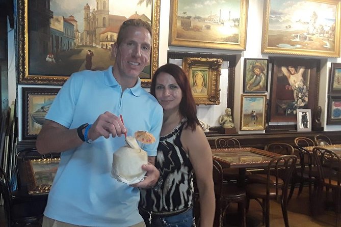 Miami Little Havana Nightlife Music Dinner and Drinks - Where it starts: the meeting point and how to show up prepared
