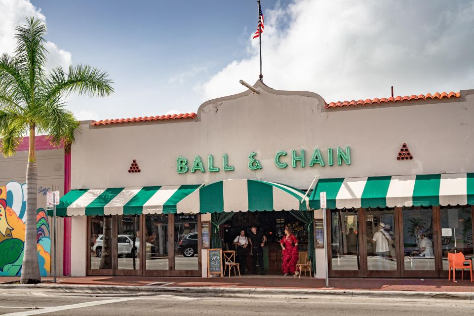 Miami: Little Havana Wow Walking Tour - Small Group Size - Fruit Stand, Bars, and Shops: Taste Local Flavor Without the Overstuffed Schedule