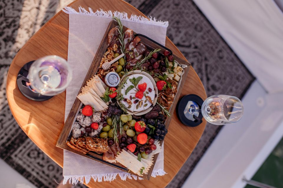 Miami: Luxury E-Boat Cruise with Wine and Charcuterie Board - FAQ