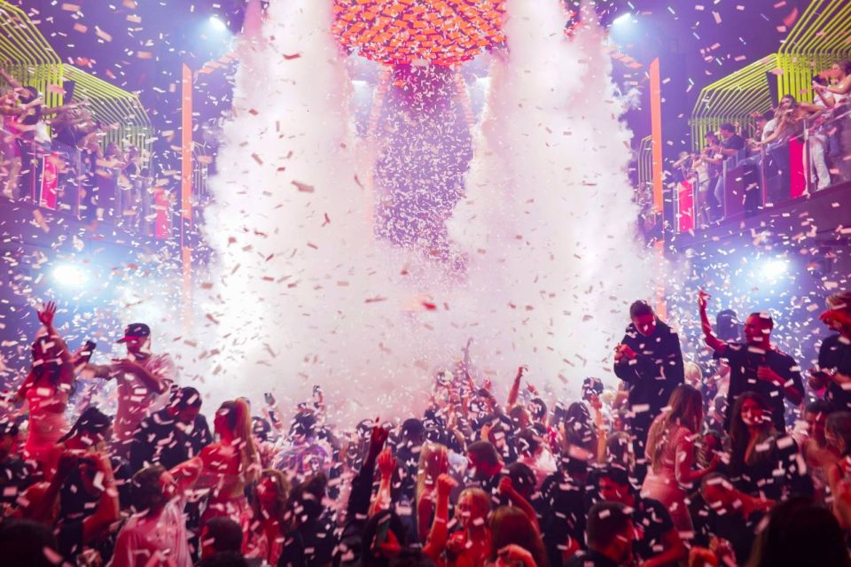 Miami: Party Bus, Club Entry, and Open Bar Night Experience - What the Mixed Feedback Teaches You (Without Ruining the Night)