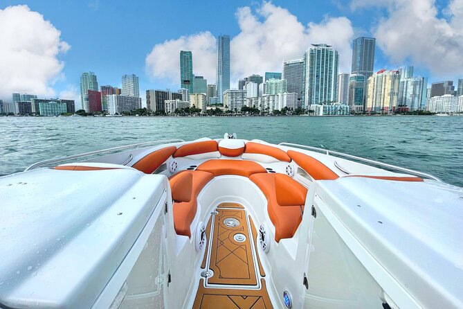 Miami Private Boat Charter: Indian Creek Raccoon Island & Sandbar - Key things you’ll love on this Indian Creek Raccoon Island & Sandbar day