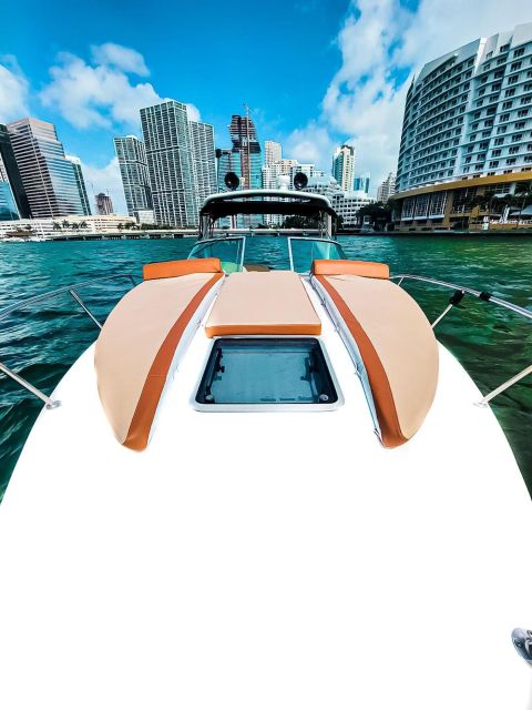 Miami: Private Boat Cruise and Tour with Captain - Where the cruise starts: DKR Marine and a smooth departure