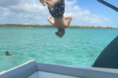 Miami Private Boat Rental with Champagne, Sandbars & Floating Mat - Champagne, Water Time, and the Floating Mat Plan
