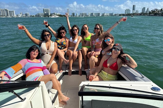 Miami Private Boat Rental with Champagne, Sandbars & Floating Mat - Who Should Book This Private Boat Rental