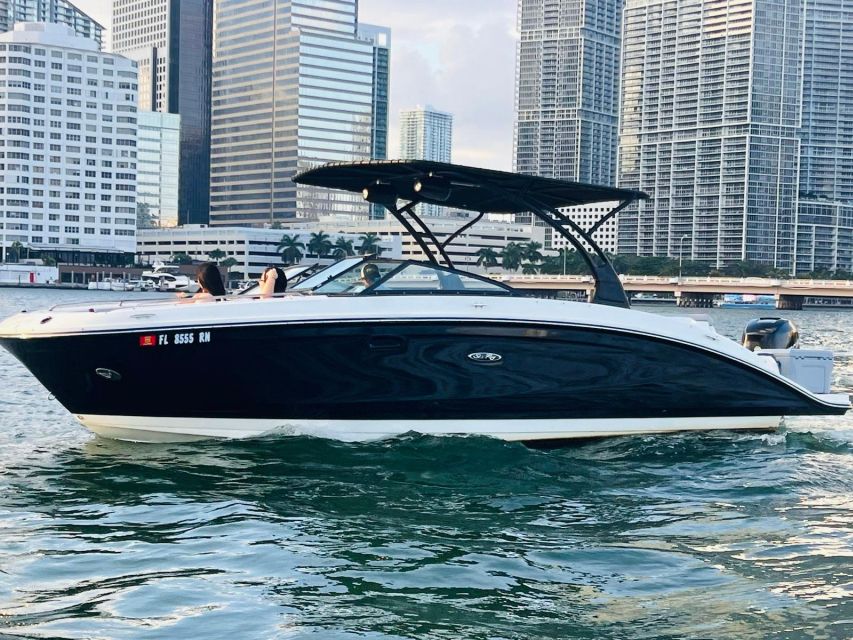 Miami: Private Guided Boat Tour with Champagne - Bayside Marketplace and the Miami River Pass: City Energy, Up Close