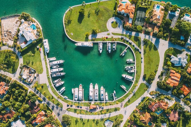 Miami Private Helicopter Tour for 3 Passengers - Brickell Key and Downtown Miami: the quick skyline reality check