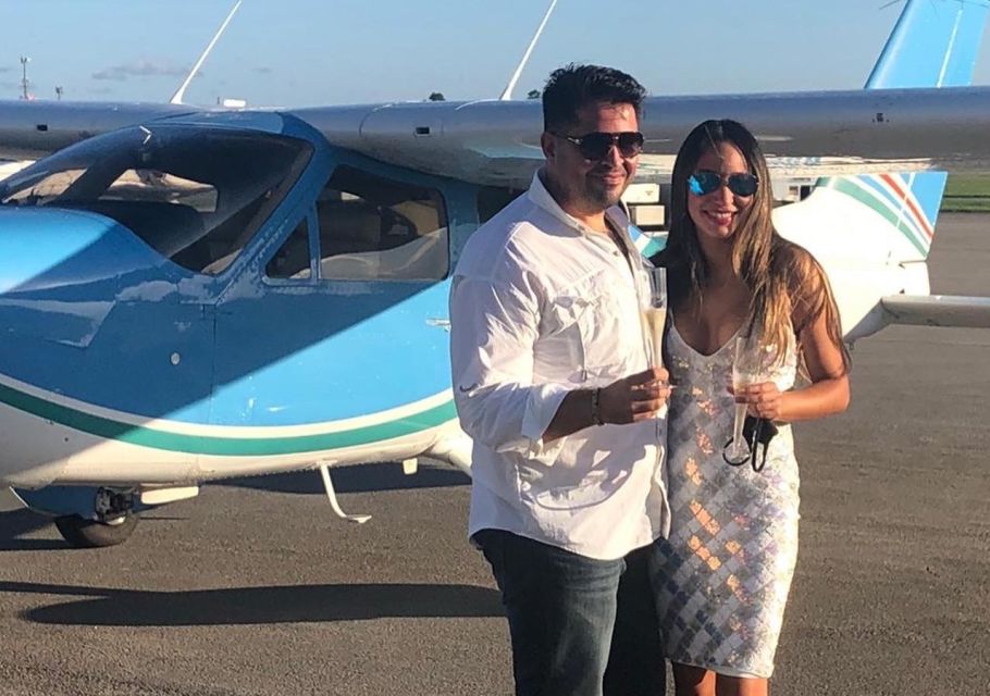 Miami: Private Luxury Airplane Tour with Champagne - South Beach and Miami Beach: art-deco views with better angles