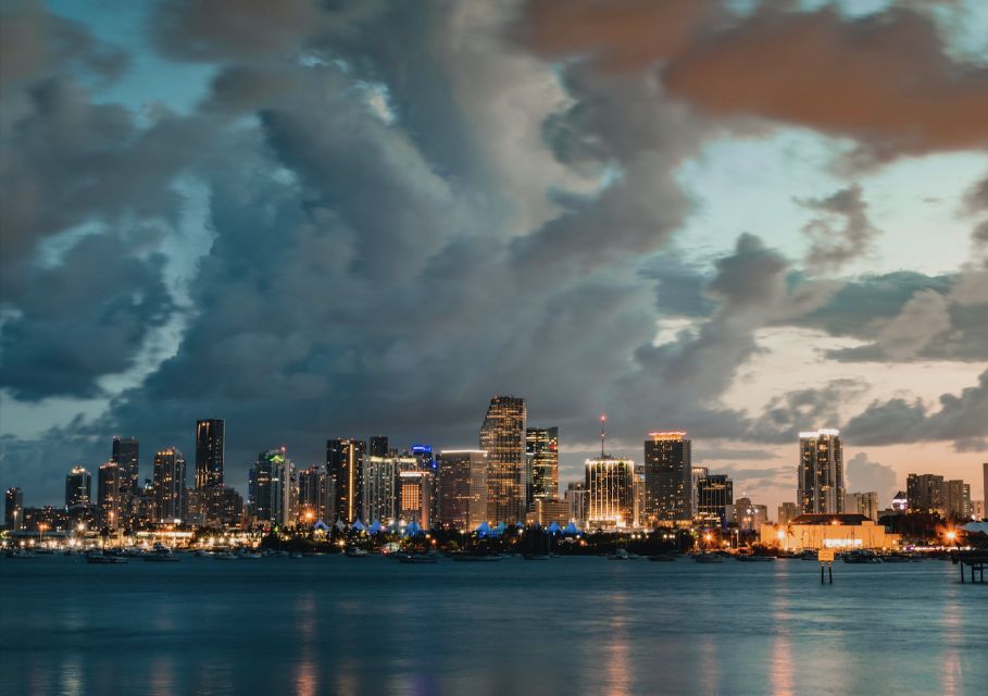 Miami: Private Luxury Airplane Tour with Champagne - Getting to Miami Executive Airport and CR Aviation