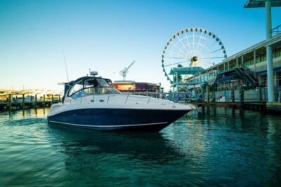 Miami: Private Yacht Cruise with Champagne - Entering DKR Marine and Getting On the Water Quickly