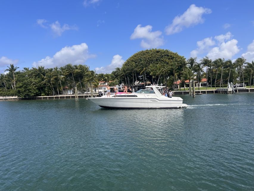 Miami: Private Yacht Rental Tour with Dolphins and Snorkel - What to Bring (and What the Yacht Already Covers)