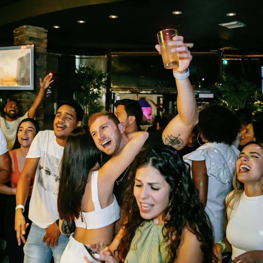 Miami Pub Crawl + Clubbing Experience - Price and Value: What $29 Buys in South Beach
