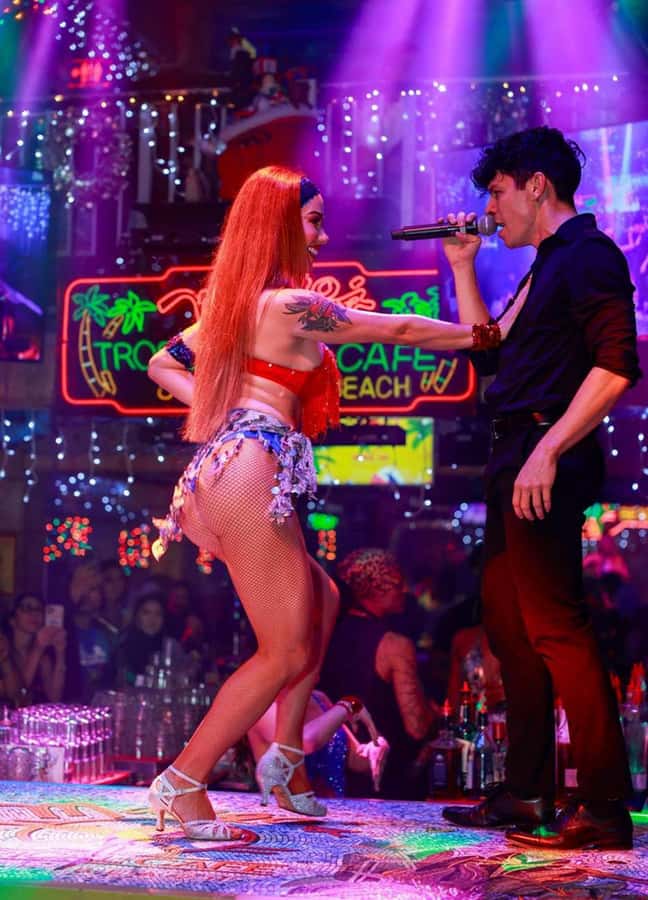 Miami Pub Crawl + Clubbing Experience - Meeting Point and Ending Back Where You Started