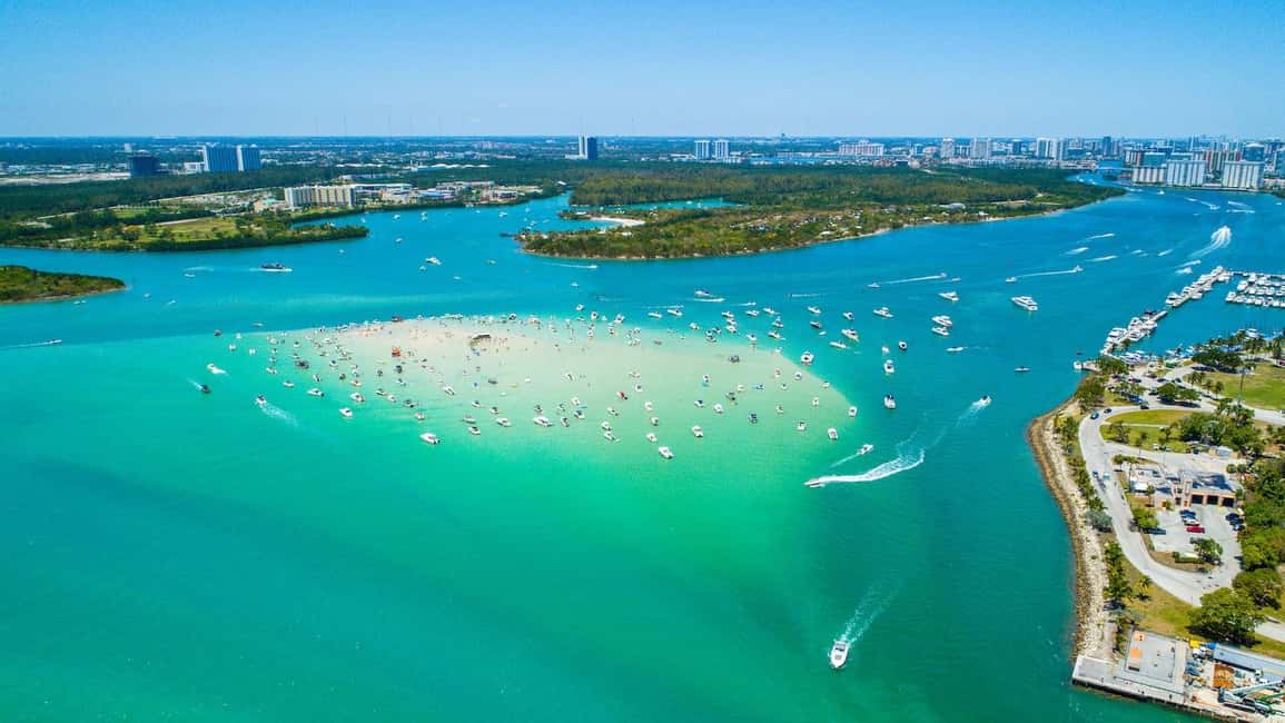 Miami: Sightseeing Boat Tour - Port of Miami: Glamour Meets the Real Working Waterfront