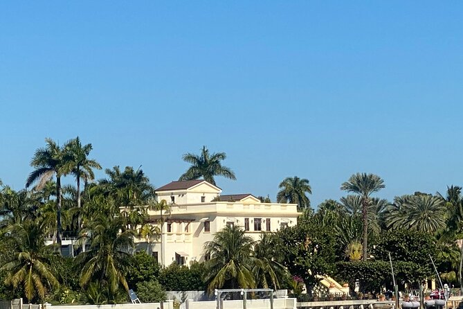 Miami Skyline 75 Min Cruise Tour Biscayne Bay Millionaire Homes - Cash bar: nice perk, but plan for pricing