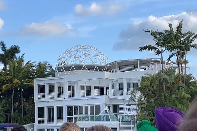 Miami Skyline & Star Island 90 Minute Cruise - Guides, Humor, and the Stories That Make the Sights Stick