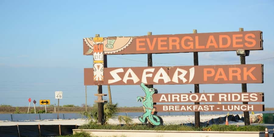 Miami: Small Group Everglades Express Tour with Airboat Ride - Safari Cafe and the Gator Bites Question