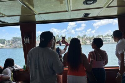 MIAMI: South Beach Cruise Millionaire Homes with Stop & Bus Tour - Getting started at 401 Biscayne Blvd: where confusion can happen
