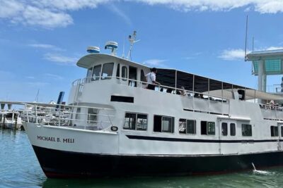 Miami Sunset Champagne Cruise with Skyline Views & Music - Entering the Experience: Check-In Timing and First-Come Seating