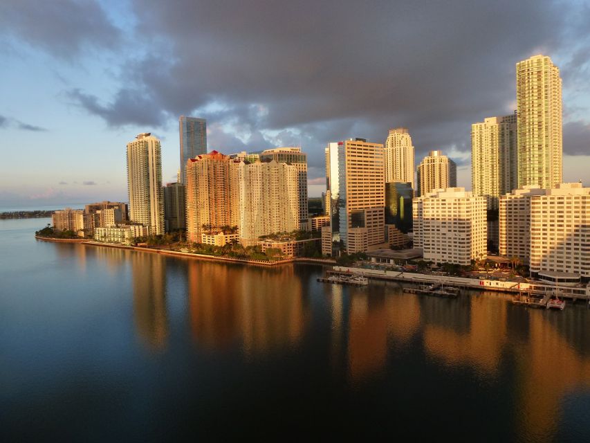 Miami Sunset: Private Luxury Airplane Tour - Sunset lighting: why this route feels different than sightseeing from the street