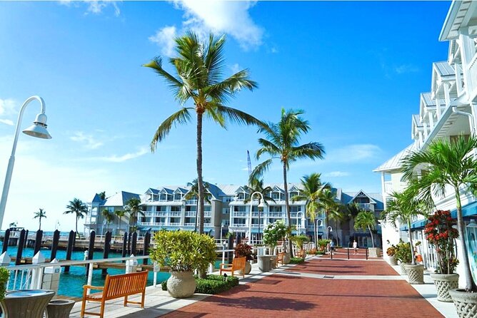 Miami to Key West One Day Roundtrip Shuttle - The ride comfort reality: air-conditioned, but vehicle size may vary
