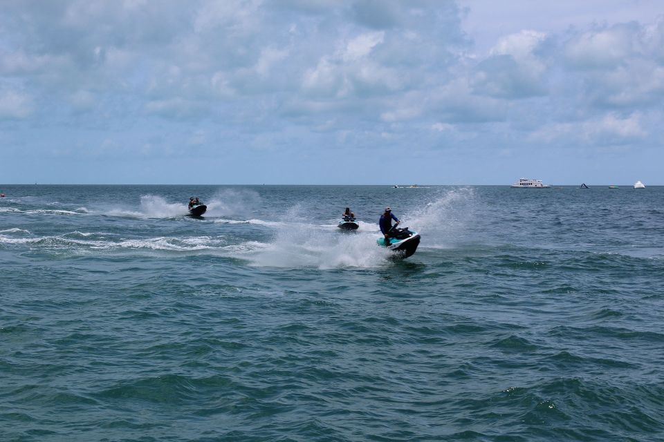 Miami to Key West Shuttle: Dolphin, Snorkeling & More - Arriving in Key West: Your 6 Hours to Do What You Want
