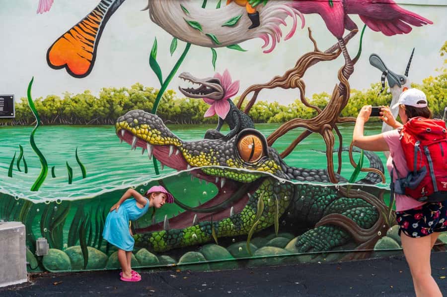 Miami: Wynwood Walls Freestyle Spray Painting & Admission - Why this Wynwood Walls ticket feels different