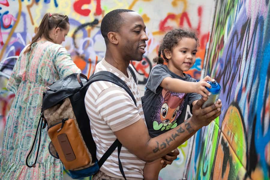 Miami: Wynwood Walls Freestyle Spray Painting & Admission - Your 30-minute freestyle spray-painting session