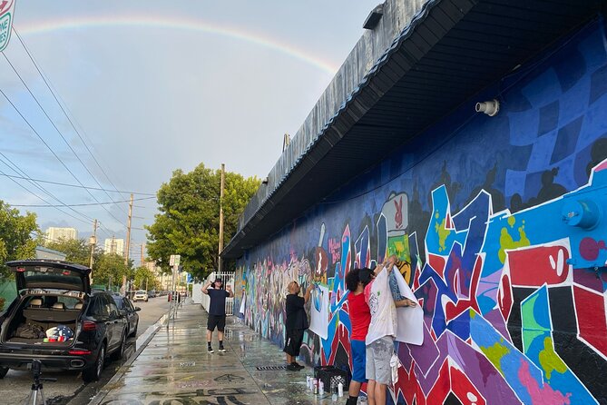 Miami's Best Graffiti Guide - Wynwood - Squad Safari - 2-9ppl - Optional spraypaint lesson: when you want more than photos