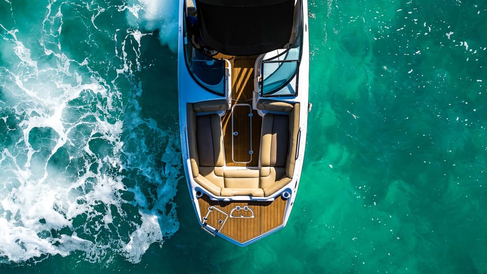 Miami's Unique Private Boat Tour: Discover & Enjoy Your Way - Star Island and Fisher Island: the water-level reality check