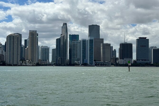 Millionaire Homes Miami Favorite Boat Cruise - Logistics that matter: check-in time, parking, and finding the dock