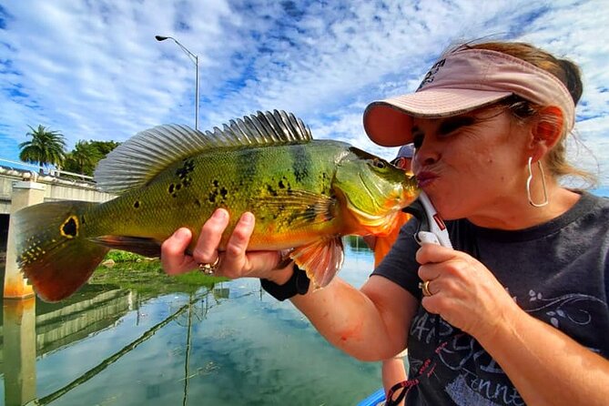 Peacock Bass Fishing Trip near Miami South Beach - What’s included on board (and what you’ll want to plan for)
