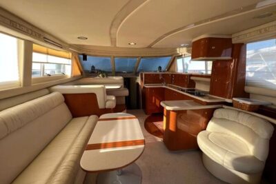 Private Luxury Yacht Cruise Tour in Miami Beach and Biscayne Bay - Stop 1 at Miami Marine Stadium: Your One-Hour Swim-and-Relax Window