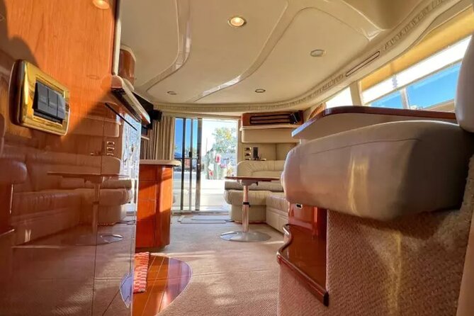 Private Luxury Yacht Cruise Tour in Miami Beach and Biscayne Bay - Music, Parties, and the “A Vibe From Start to Finish” Effect