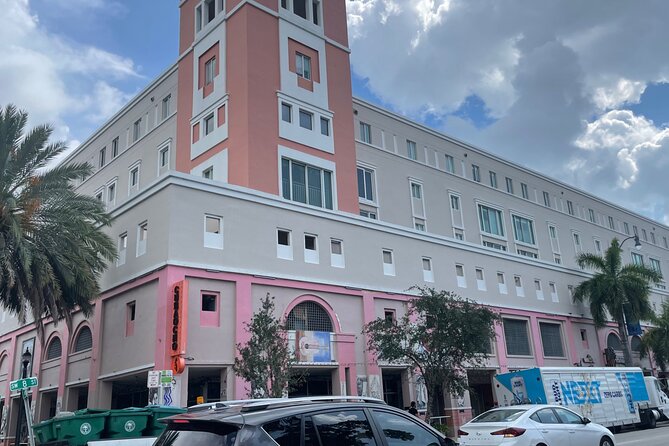 Private Miami City Tour in Tesla with local expert - What’s included (and what you’ll still pay for)