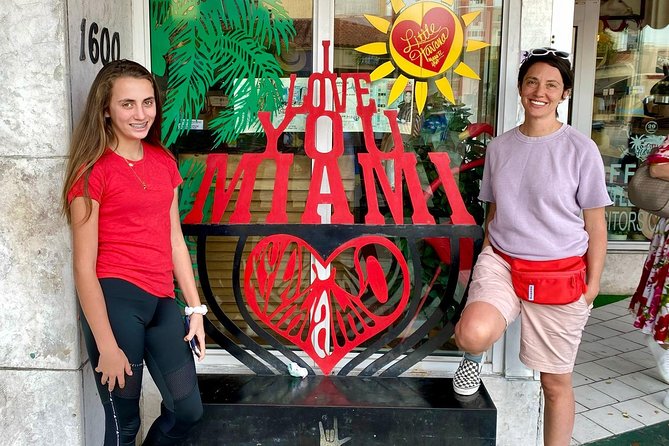 Private Miami Highlights Tour with Snacks Included - Little Havana: Cuban heritage and the finish with ethnic culinary treats