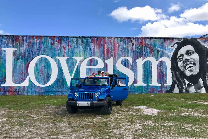 Private Tour: South Beach Sightseeing - Rickenbacker Causeway and Venetian Causeway: Miami’s best views, by design