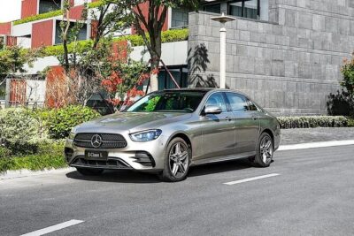 Private Transfer Miami Airport MIA or Port to Miami Hotel / Beach - The ride: air-conditioned comfort for a 20–25 minute hop