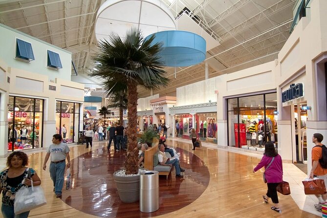 Private Transportation to Sawgrass Mills - Price and logistics: when $240 per group feels fair