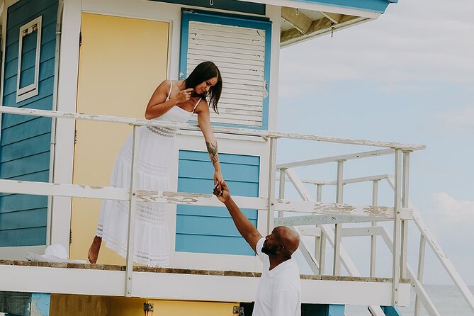 Private Vacation Photoshoot with Photographer in Miami Beach - 30 minutes vs 1 hour: choosing the right amount of time