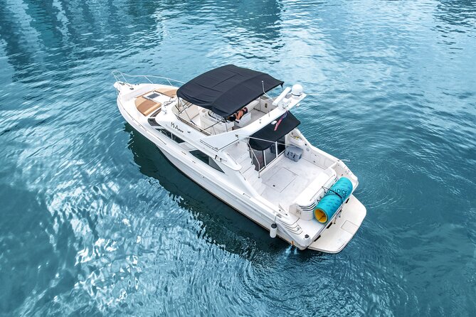 Private Yacht Tour Miami - Included basics onboard: what you’re actually getting