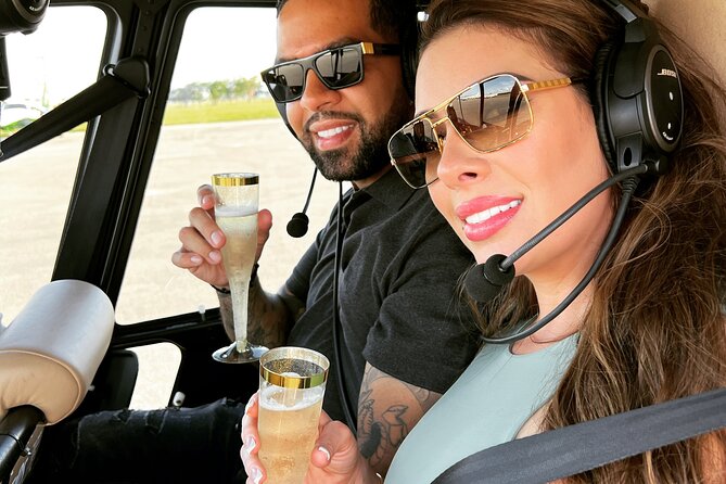 Romantic Miami Helicopter Tour with Champagne - Romantic Champagne Views: What 40 Minutes Feels Like