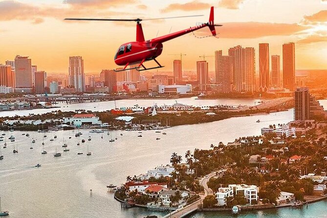 Romantic Miami Helicopter Tour with Champagne - Following the Highlights: South Beach, Port of Miami, and Vizcaya