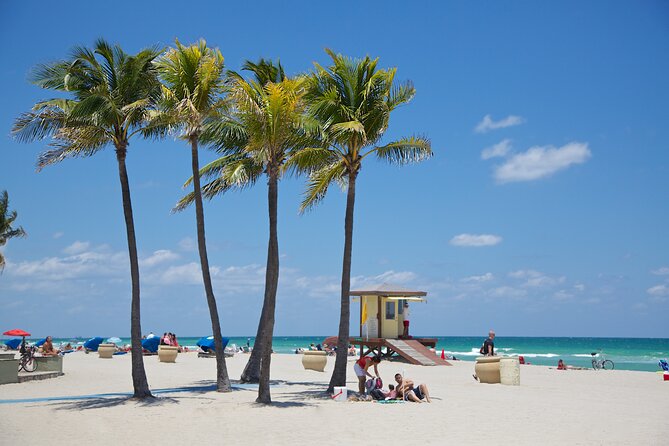 South Beach Art Deco Highlights and The Wolfsonian Museum Tour - Group size and guide style: why it feels like a guided walk, not a lecture