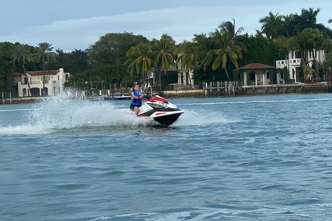 South Beach Jet Ski Rental departs Bayside Marketplace - The skyline loop: South Beach to Miami Beach to downtown