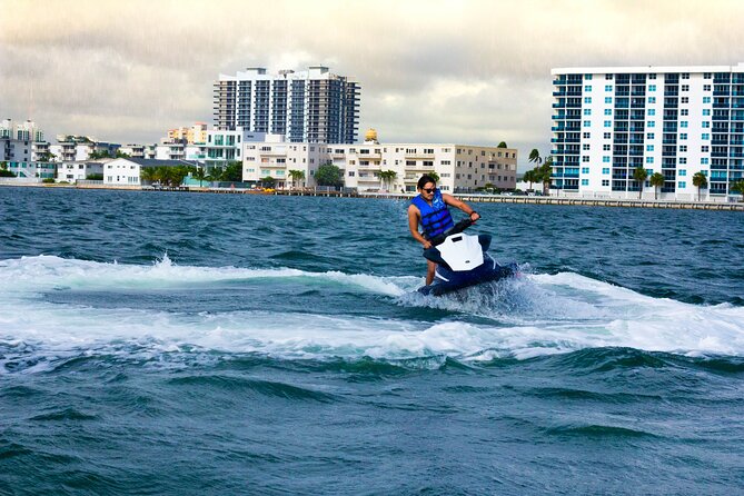 South Beach Jet Ski Rental departs Bayside Marketplace - Safety and paperwork: the stuff that keeps the fun going