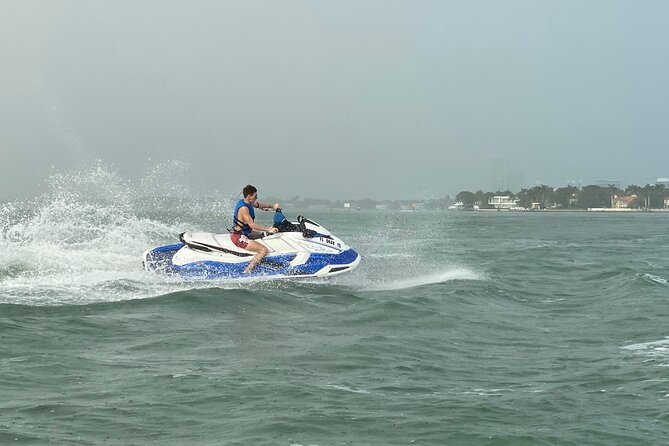 South Beach Jet Ski Rental departs Bayside Marketplace - Timing, delays, and how to protect your plans